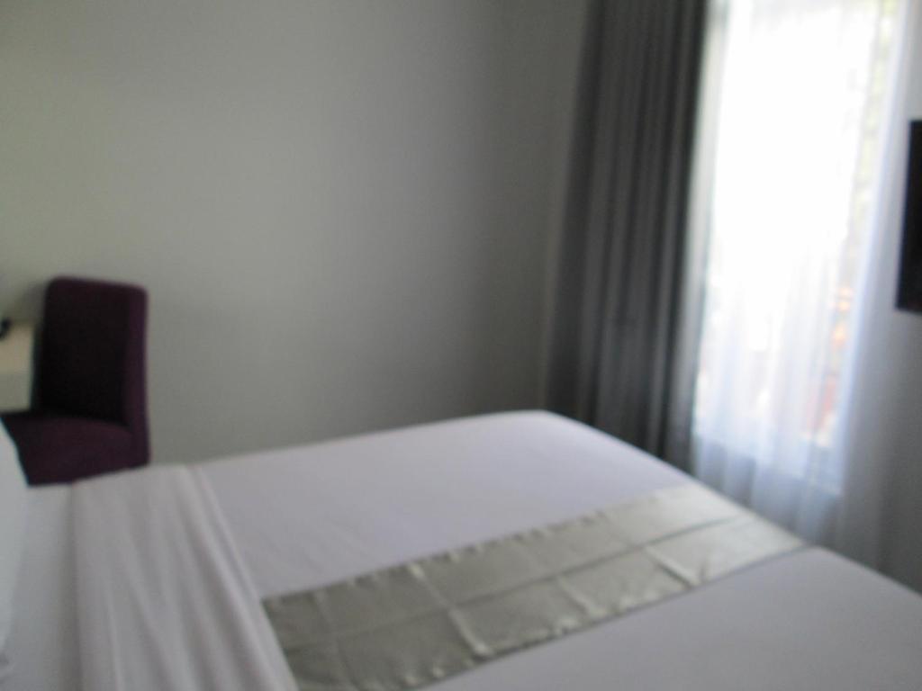 Vio Surapati Bandung Hotel Bilik gambar