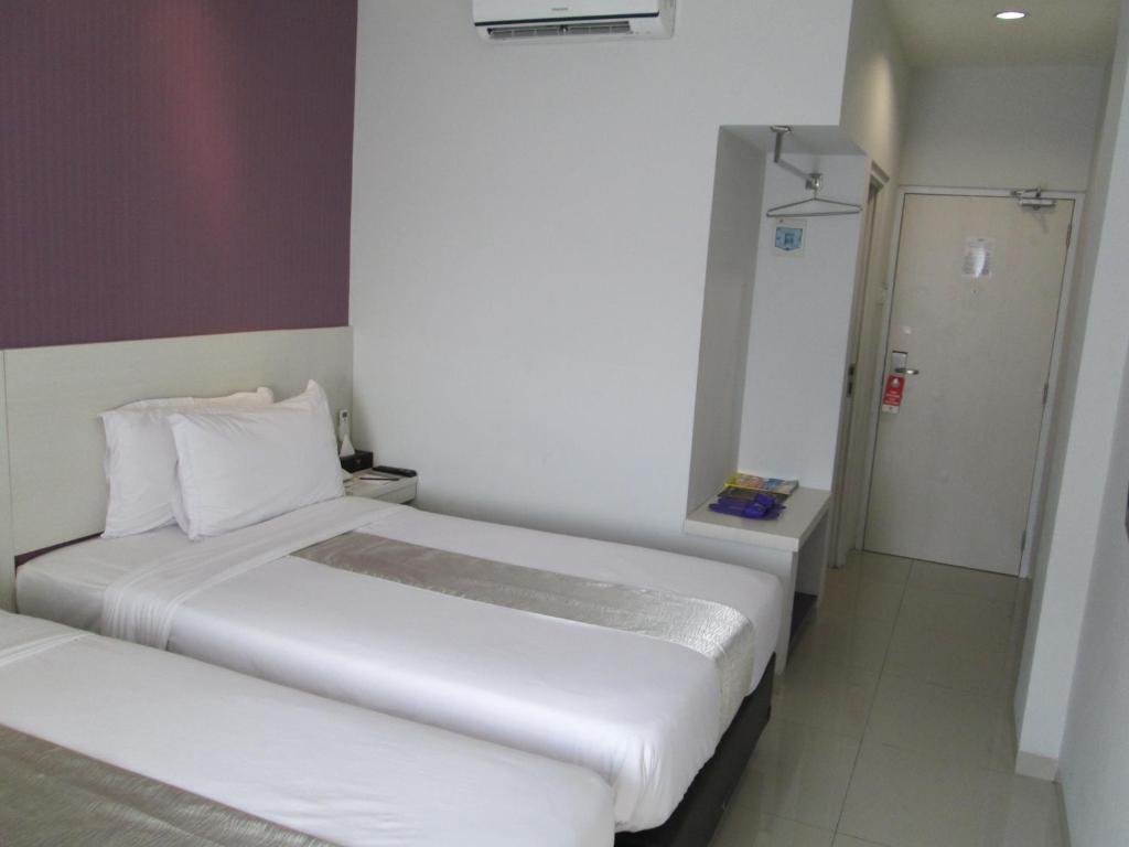 Vio Surapati Bandung Hotel Bilik gambar